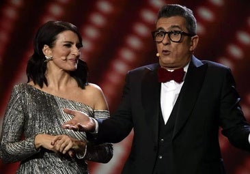 Andreu Buenafuente y Silvia Abril no presentarán las Campanadas de RTVE por motivos de salud: «Gracias por la comprensión y el apoyo»